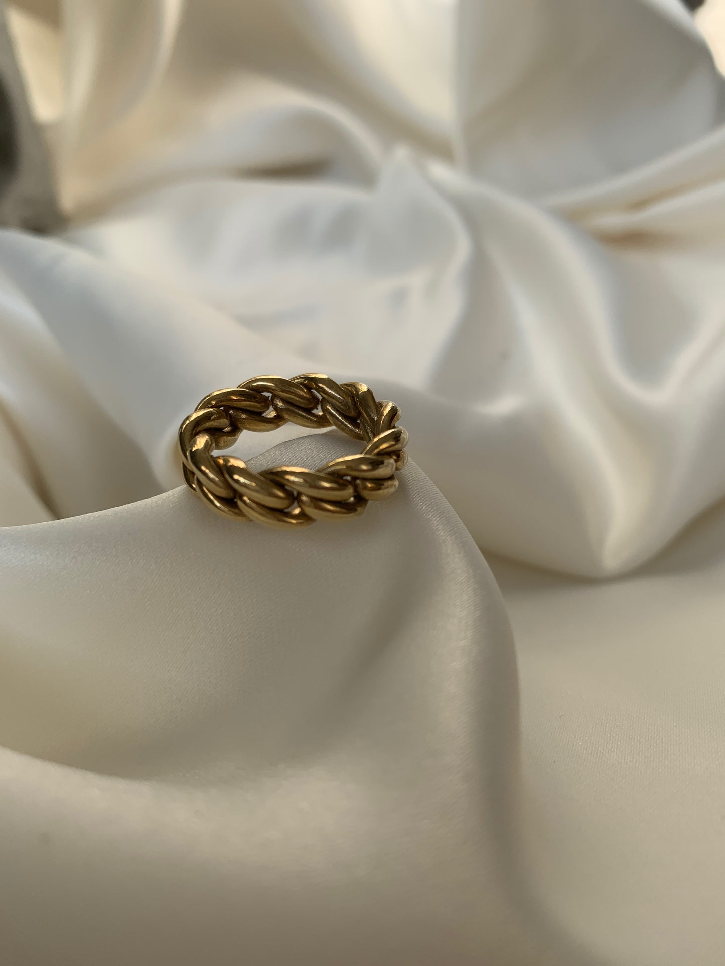 Chained Ring