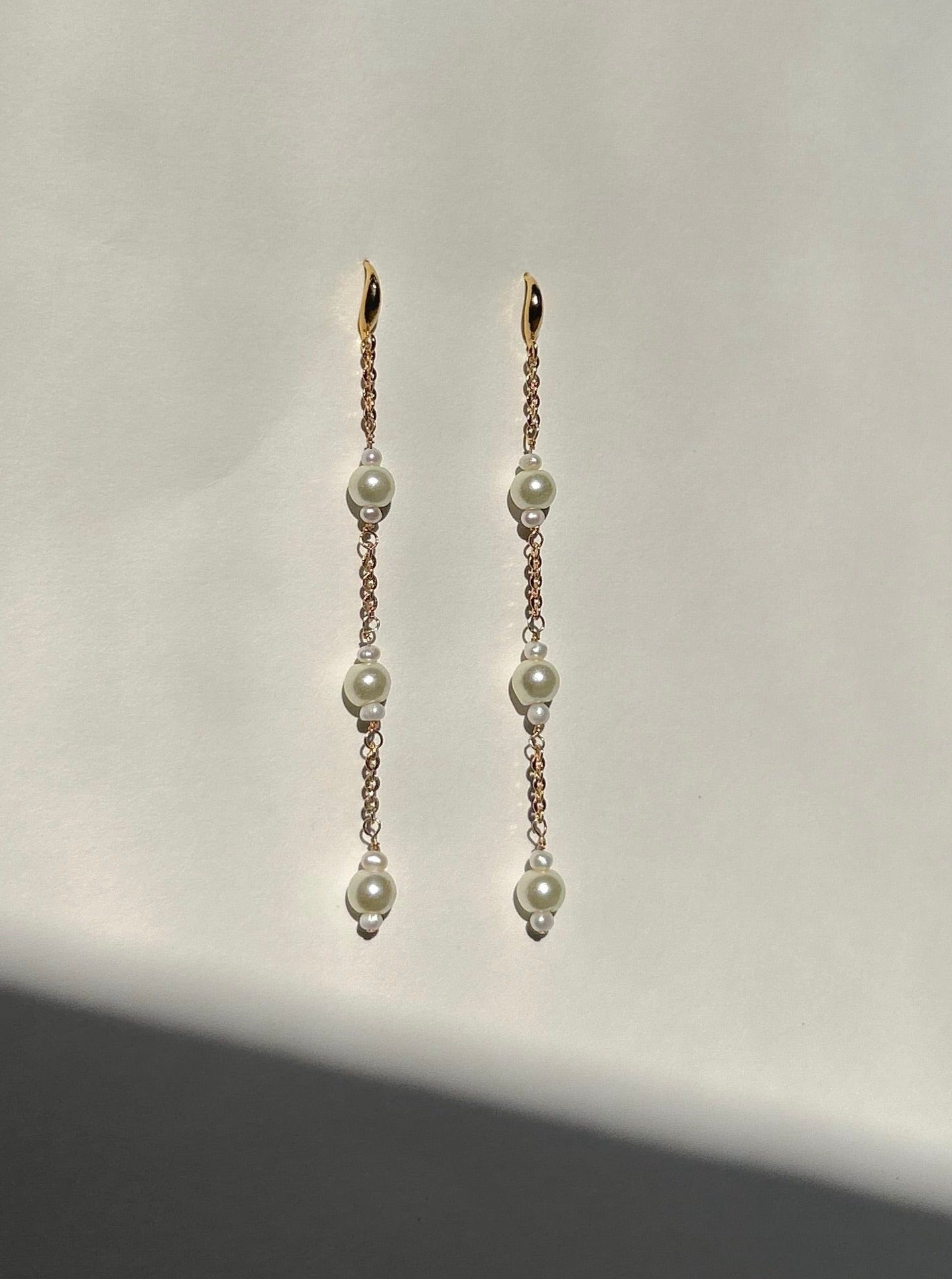 Ceremony Earrings in Pearl